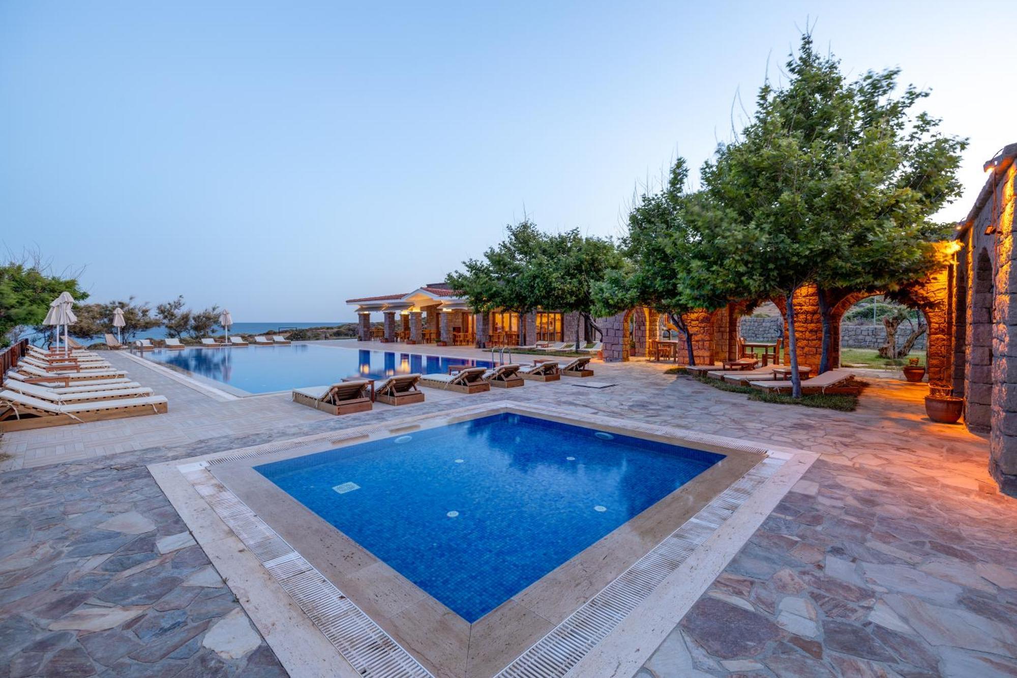 Cinarli Kasri Hotel Gokceada Exterior photo